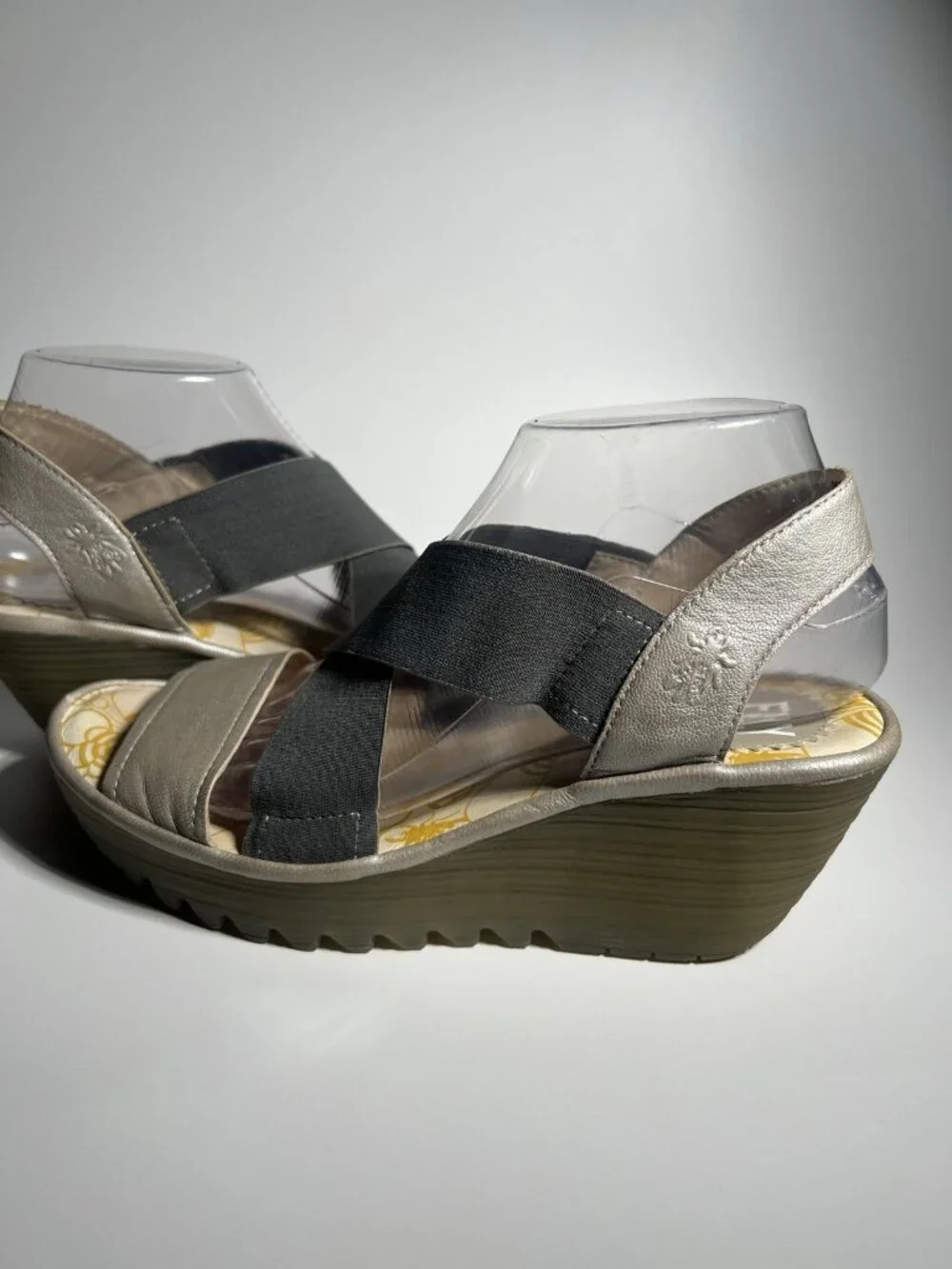 Fly London Yayi Bognor Leather Mary Jane Shoes Women’s EU 39 US 8.5